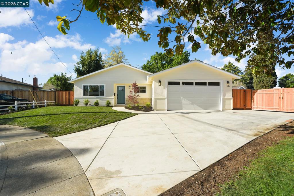 1543 Laverne Ct
