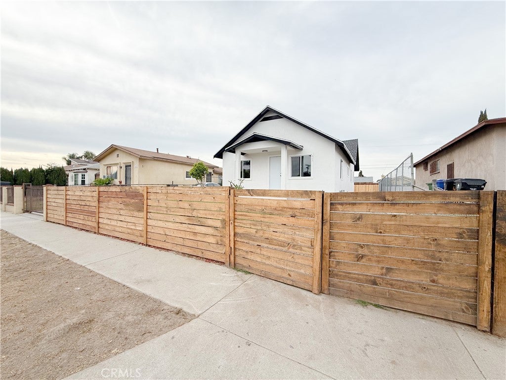 445 E 119th Street, Los Angeles CA 90061