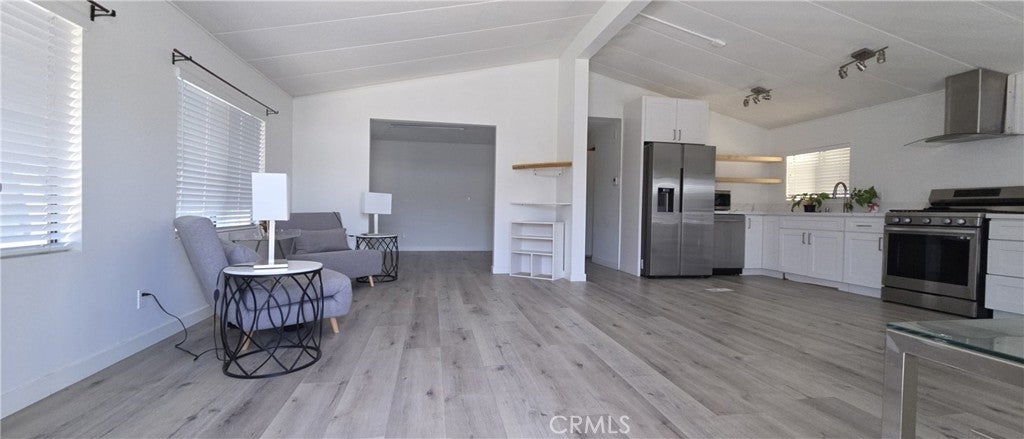11401 Topanga Canyon Blvd Spc 12