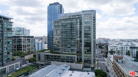 Photo of 1155 S Grand Avenue #2109, Los Angeles, CA 90015 (MLS # 26651309)