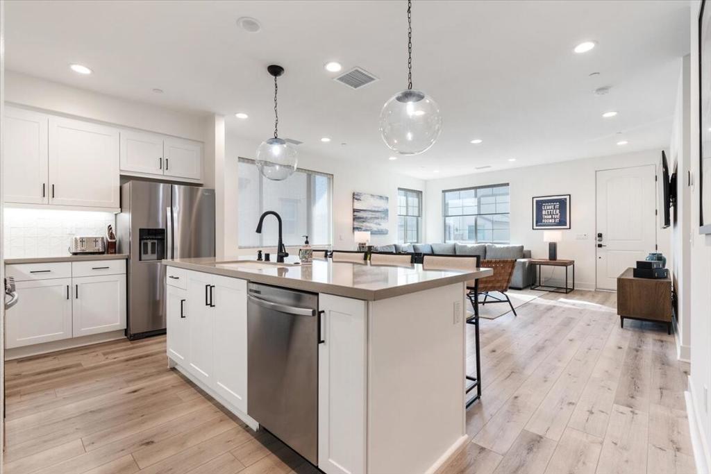 80411 Whisper Rock Way