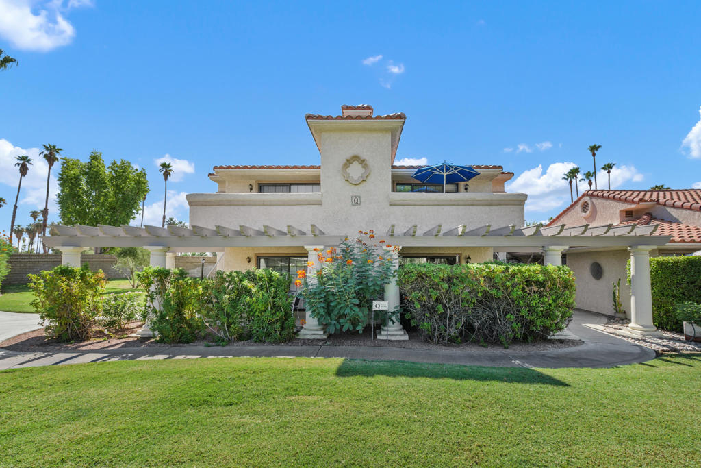 505 S Farrell Drive Q104