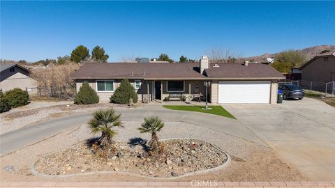 Photo of 22554 South Rd, Apple Valley, CA 92307 (MLS # HD26025021)
