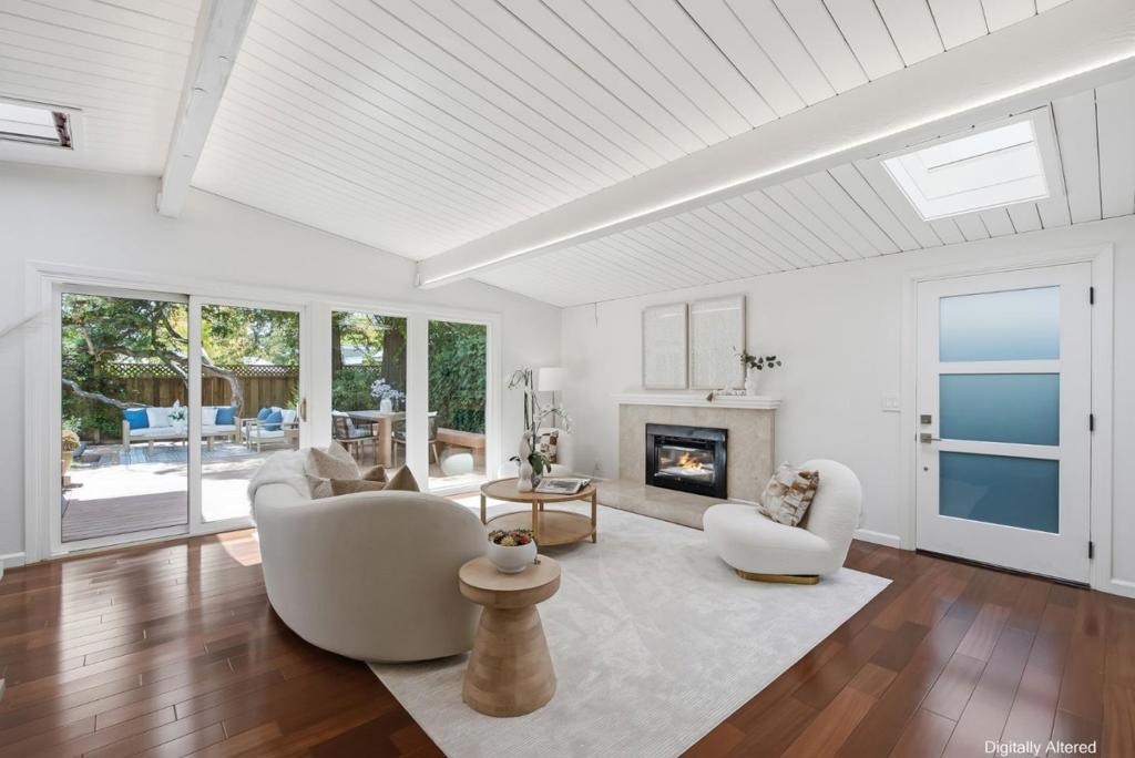 952 Dennis Drive