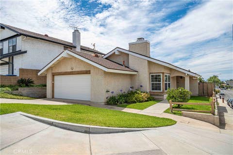Photo of 437 S 3rd Avenue, La Puente, CA 91746 (MLS # CV26108961)