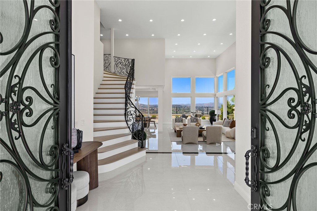 7 Sierra Vista