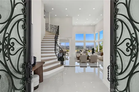 7 Sierra Vista, Laguna Niguel, CA 92677 - MLS#: OC25146781