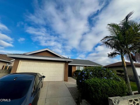 Photo of 2530 Geronimo Drive, Oxnard, CA 93033 (MLS # V1-33085) Photo of 2530 Geronimo Drive, Oxnard, CA 93033 (MLS # V1-33085)