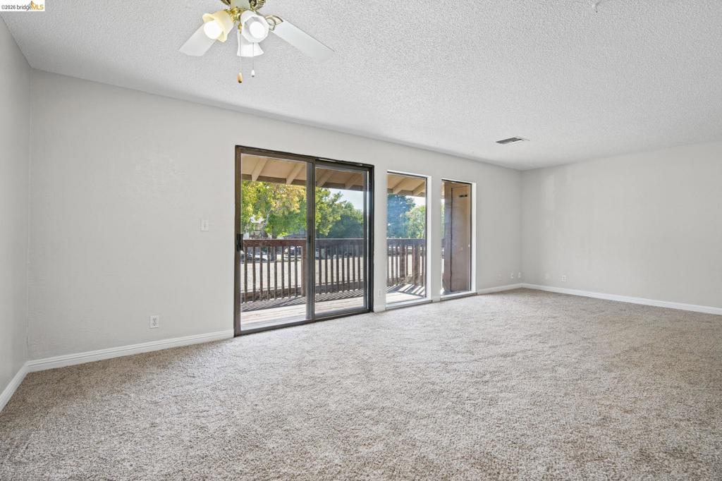 2400 Horizon Ln 146