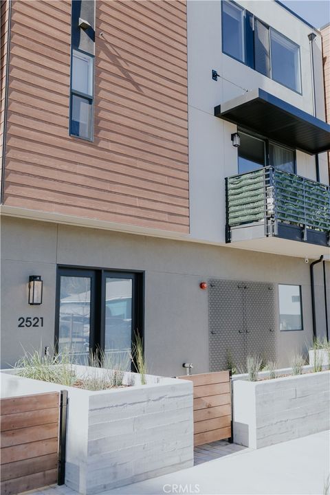 2521 Victoria Avenue San Luis Obispo CA 93401