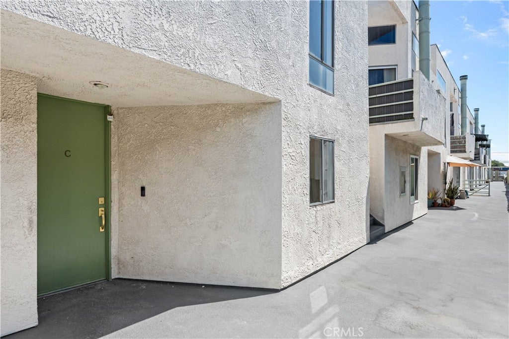 6036 Hazelhurst #C