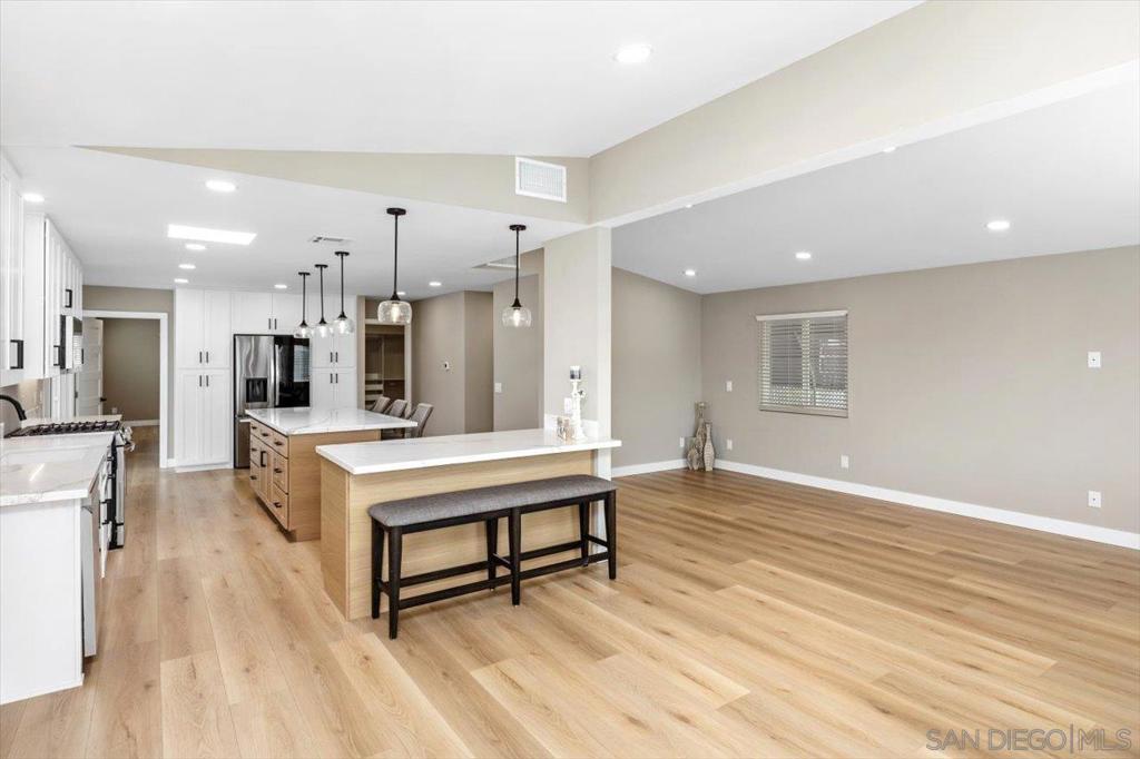 7226 San Bartolo Street 204