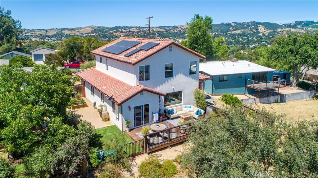 Paso Robles, California, 93446, United States, 3 Bedrooms Bedrooms, ,3 BathroomsBathrooms,Residential,Active,2042689