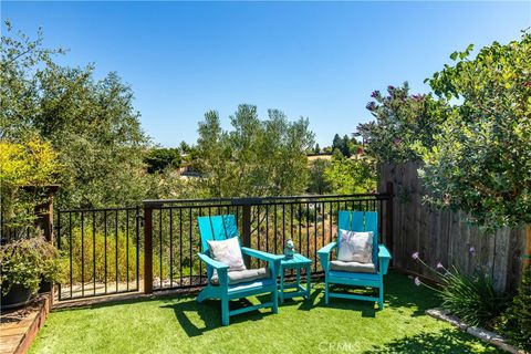 Tiny photo for 609 Shannon Hill Drive, Paso Robles, CA 93446 (MLS # NS26091967)