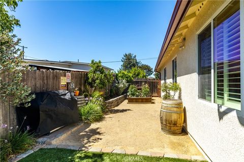 Tiny photo for 609 Shannon Hill Drive, Paso Robles, CA 93446 (MLS # NS26091967)