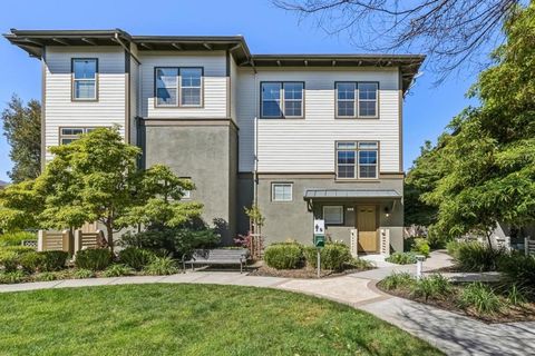 Photo of 418 Chapman Lane, San Mateo, CA 94403 (MLS # ML82040118)