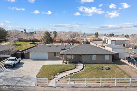 Photo of 37125 95th Street E, Littlerock, CA 93543 (MLS # 226000787)