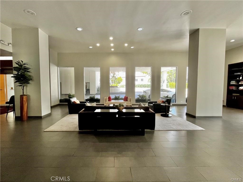 10501 Wilshire
