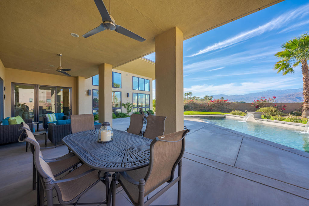 Estilo - Residential Lease