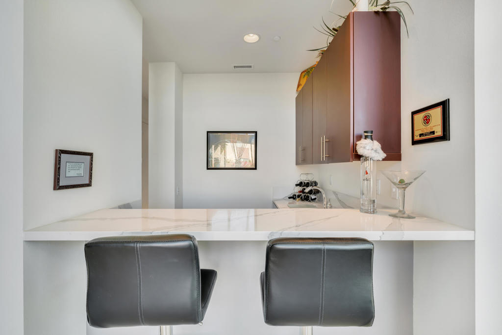 Estilo - Residential Lease