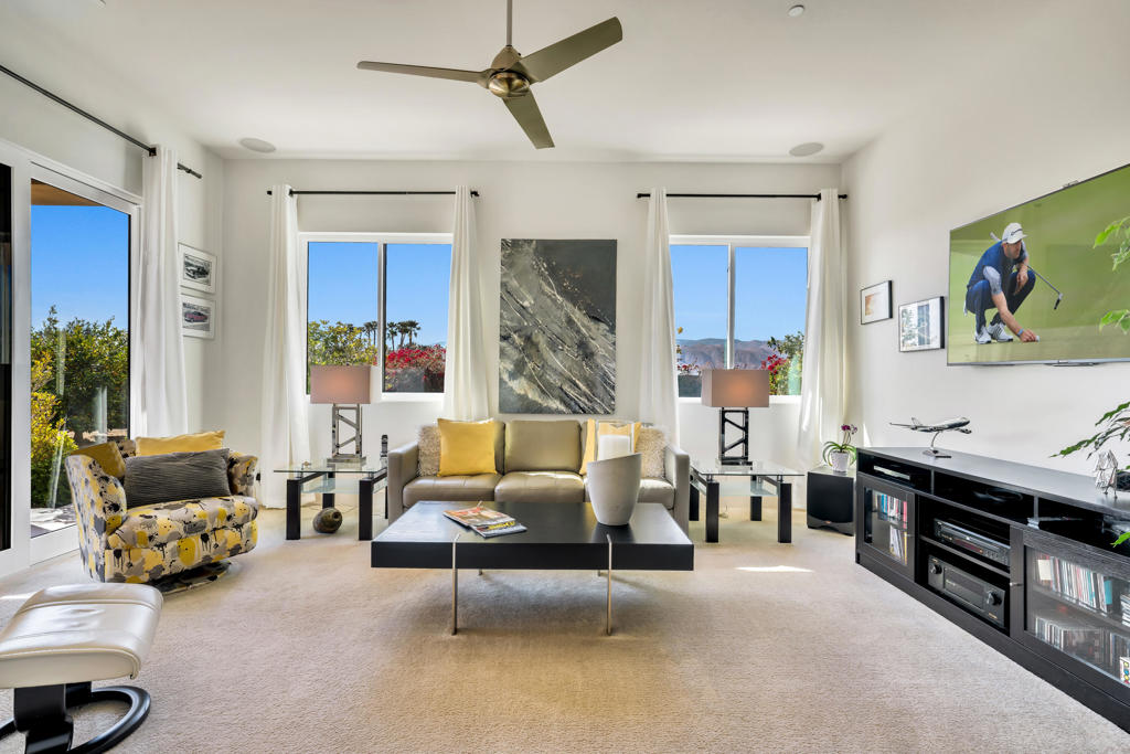 Estilo - Residential Lease
