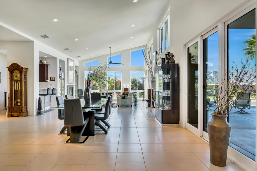 Estilo - Residential Lease
