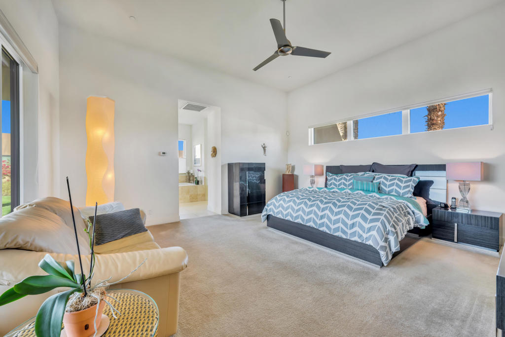 Estilo - Residential Lease