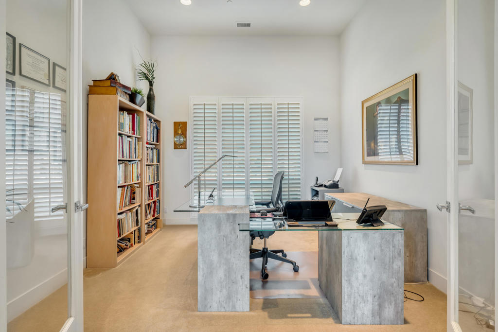 Estilo - Residential Lease