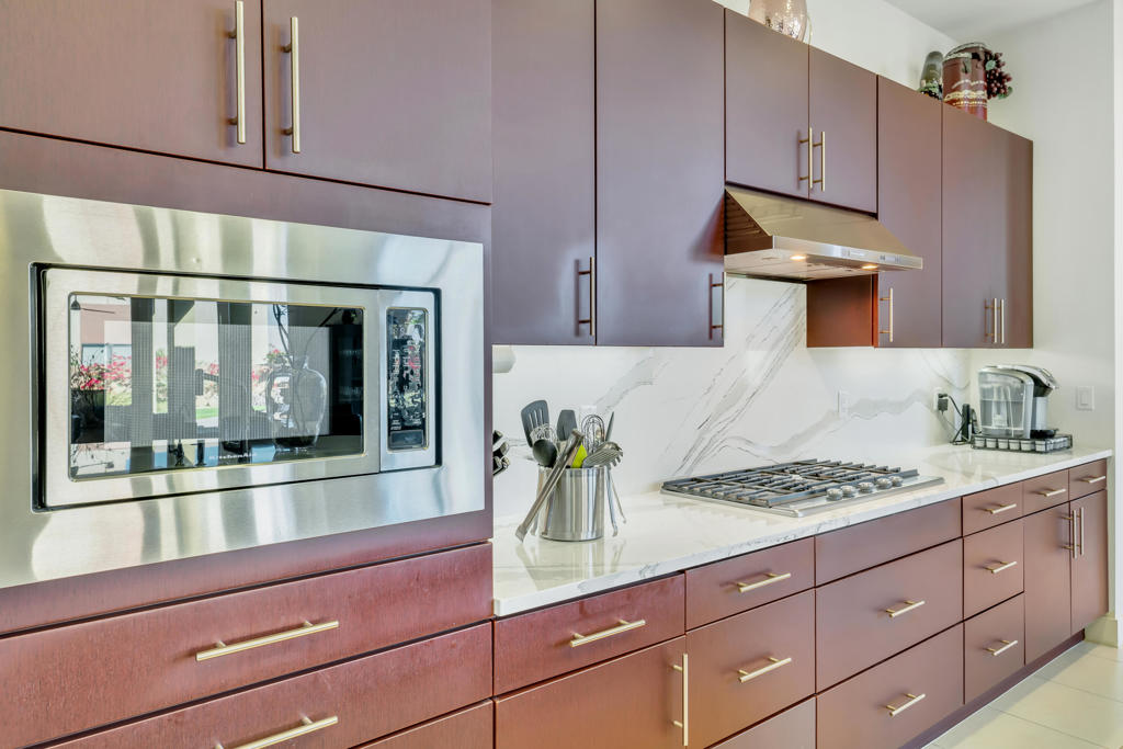 Estilo - Residential Lease