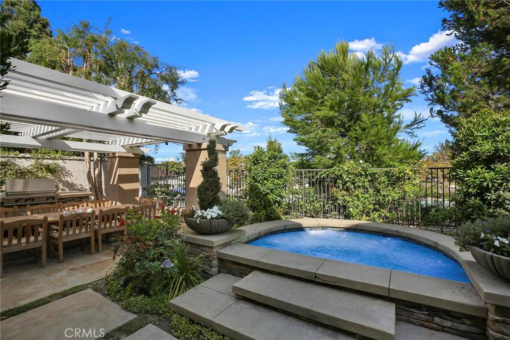 Summer House (OFSH) - Residential Lease