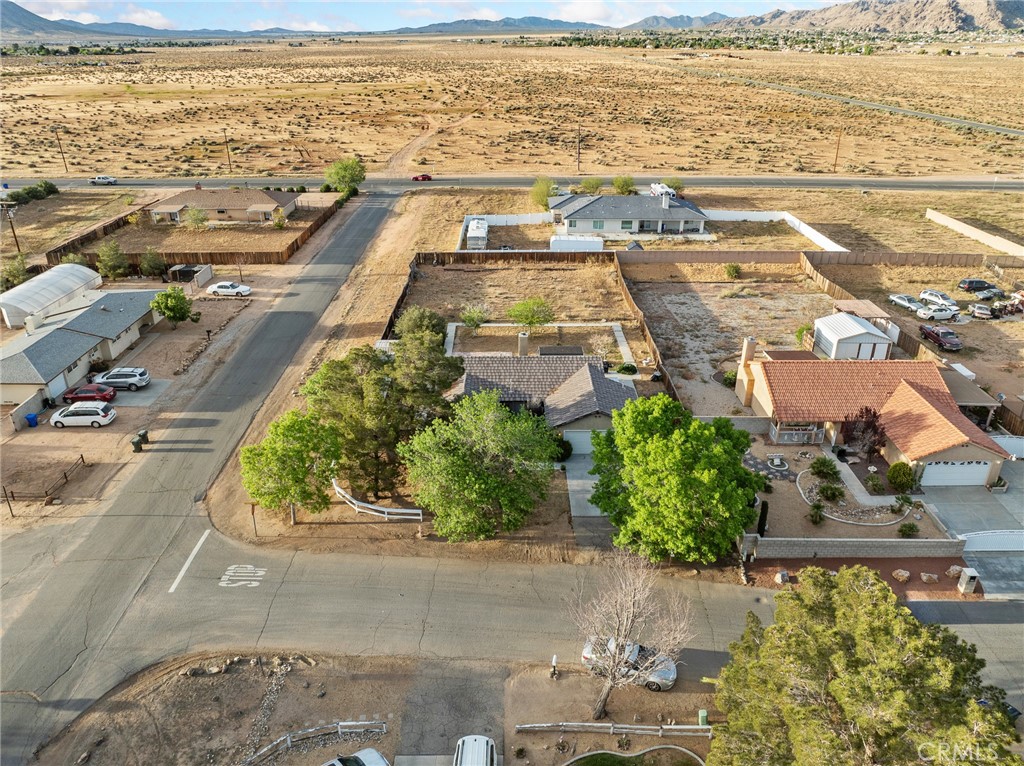 22404 Broken Lance Court