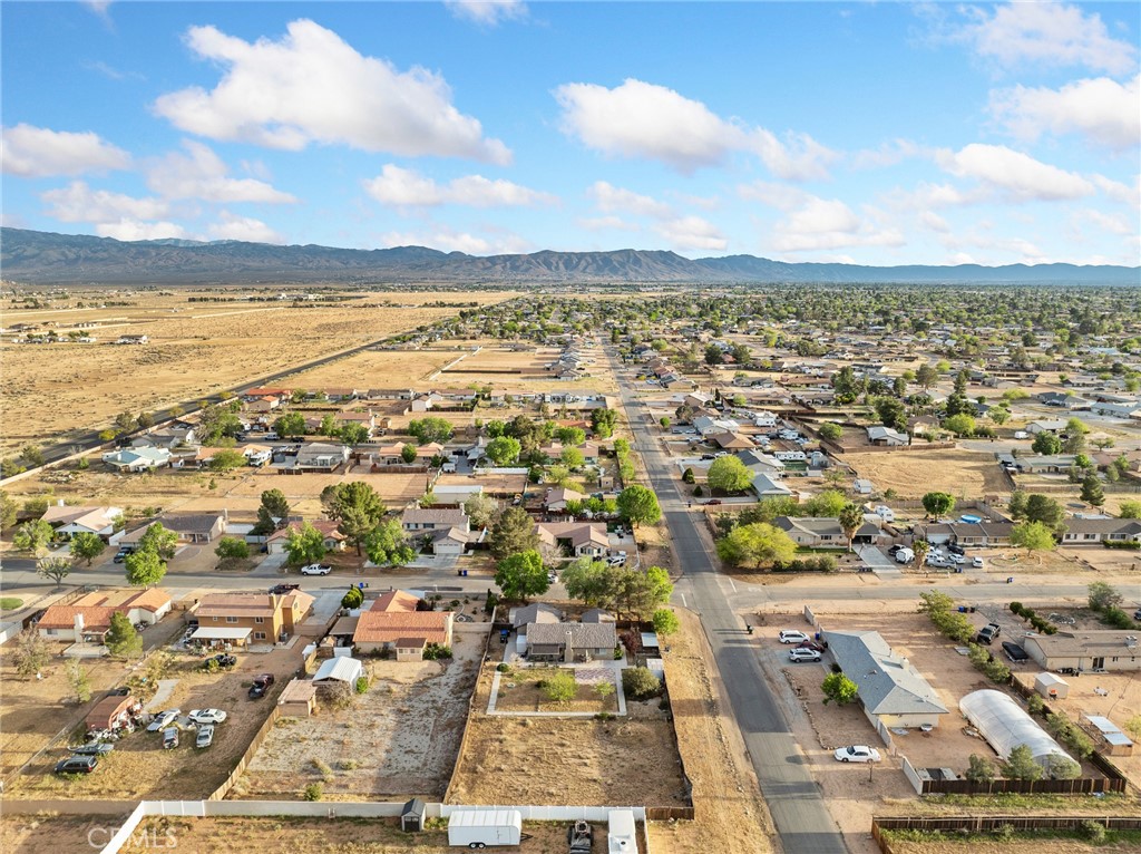 22404 Broken Lance Court