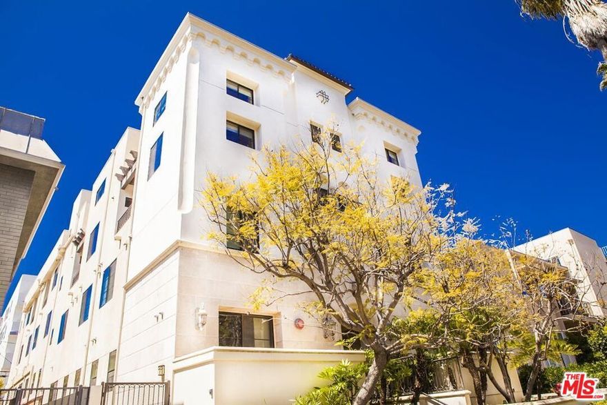 11649 Mayfield Avenue is a 40-unit +/-10,868 SF multi-family property located in Los Angeles. The unit mix consists of (23) x Studio/1 Bath units, (13) x 1 Bed/1 Bath units and (4) x 1 Bed + Loft/1 Bath units. Zoned R3, the property sits on a 7,501 SF lot. Originally built in 2007, the property was renovated in 2019. Onsite amenities include a rooftop lounge area with BBQ, fully-equipped kitchens with deluxe stainless steel appliances, onsite washer/dryers and cable/internet access ready units. Certain units have custom-designed furnishings and washer/dryers. The building also comes with secured access, subterranean parking and charging stations. 11649 Mayfield Avenue is within one mile of the 405 Freeway, via Wilshire Blvd. The property is ideally located near San Vicente Blvd shopping, restaurant and health facilities.