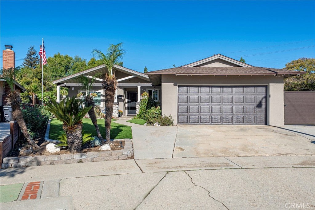 631 N Jansen Avenue