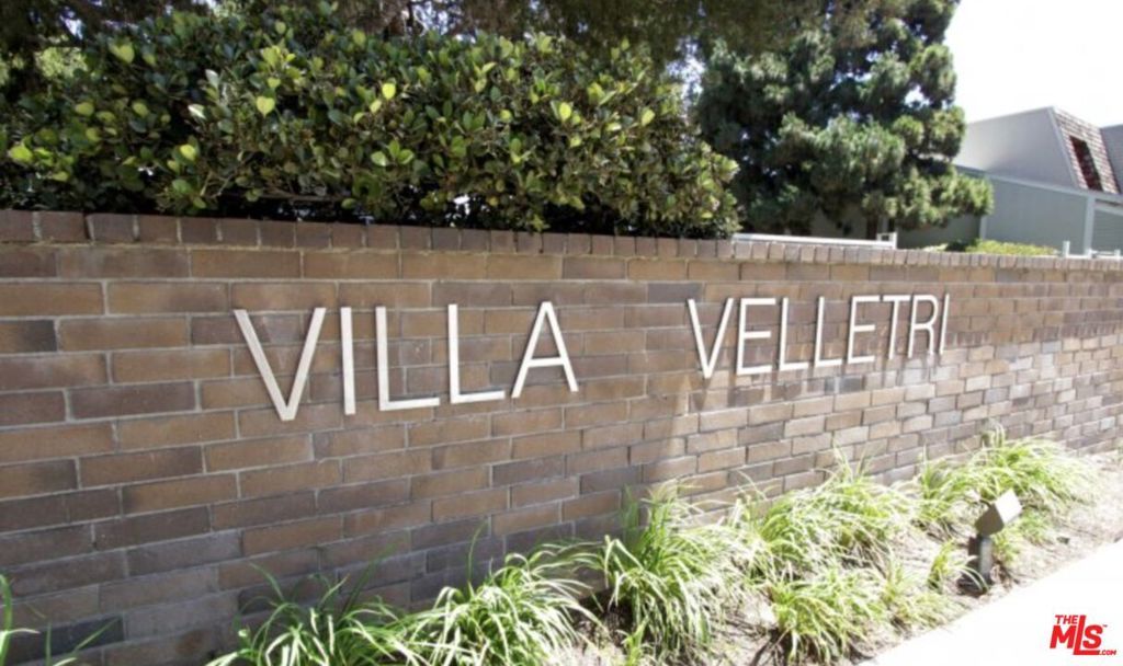 Photo of 13121 Mindanao Way #6, Marina Del Rey, CA 90292 (MLS # 26786025)