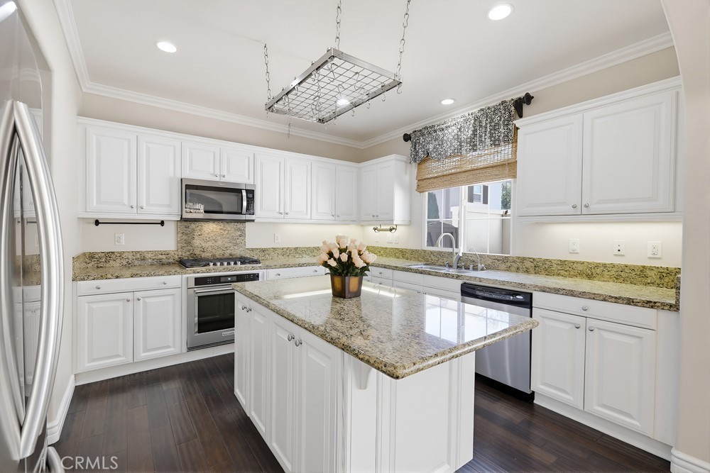 Mericort (MERC) - Residential Lease