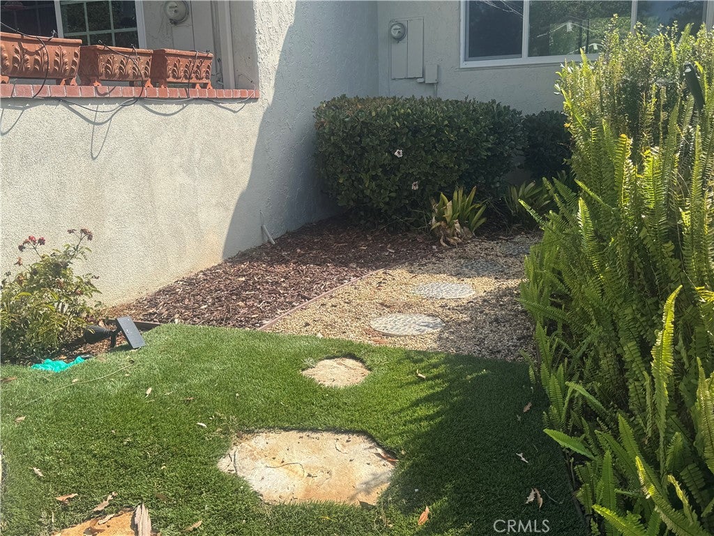 558 Vista Flora, Newport Beach CA 92660 - Photo 46