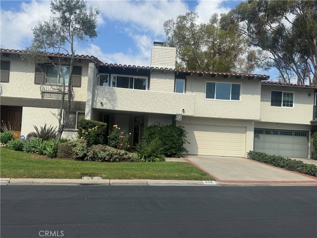 558 Vista Flora, Newport Beach CA 92660 - Photo 1