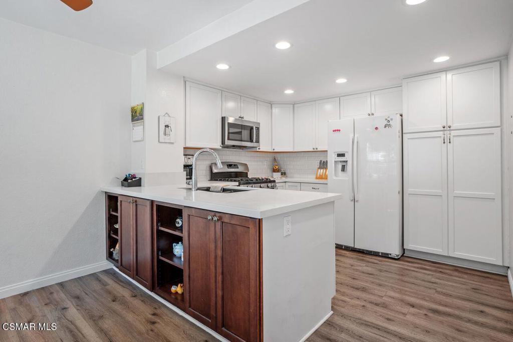 Green Meadow Condos-342 - 342 - Residential