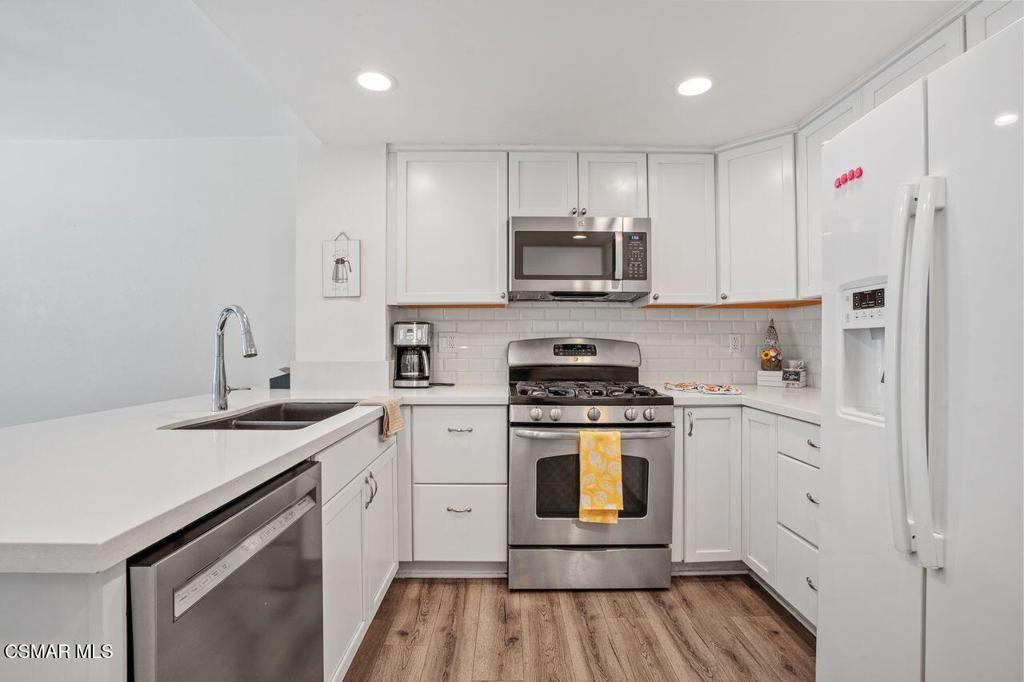 Green Meadow Condos-342 - 342 - Residential