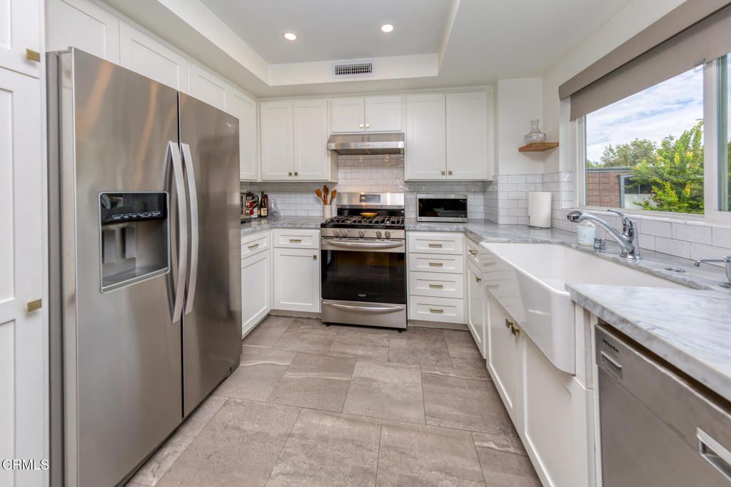 Photo of 3740 Summershore Lane, Westlake Village, CA 91361 (MLS # V1-32474)