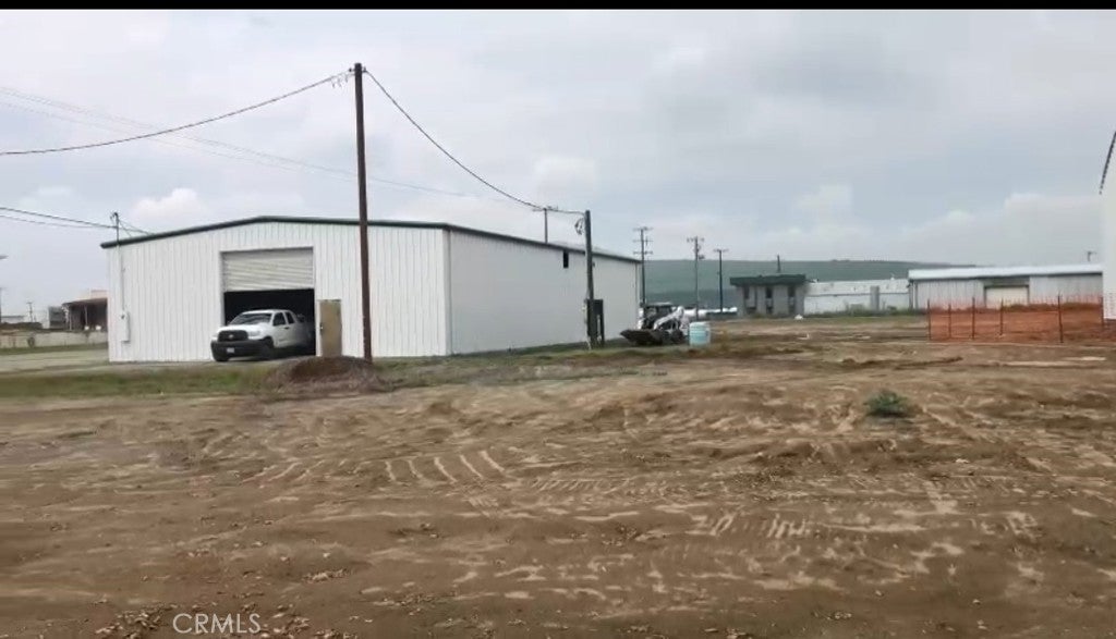 34284 Road 196