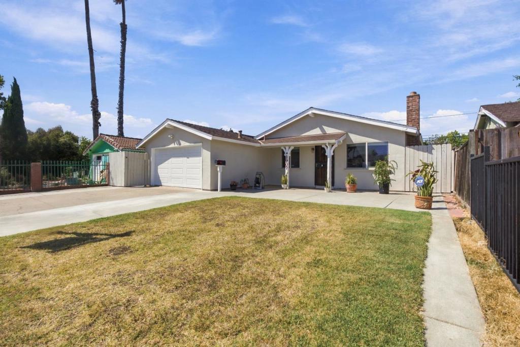 1907 Naples Drive