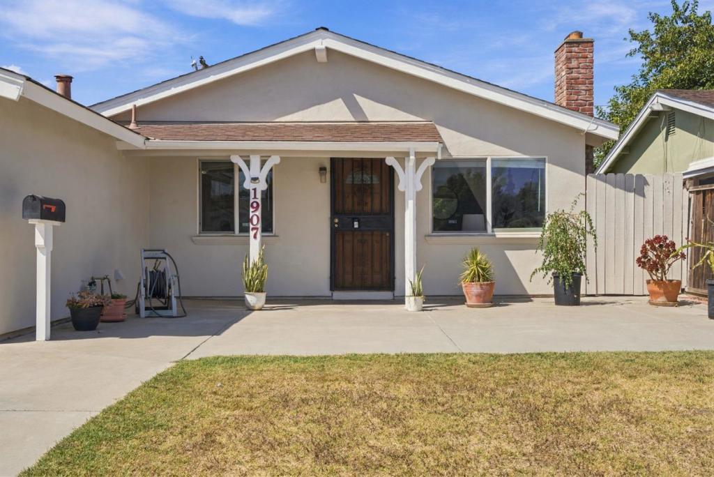 1907 Naples Drive