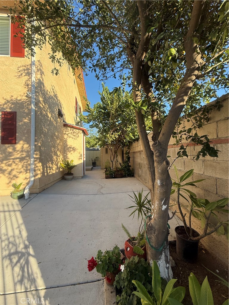 746 W 4th Ave Avenue 3