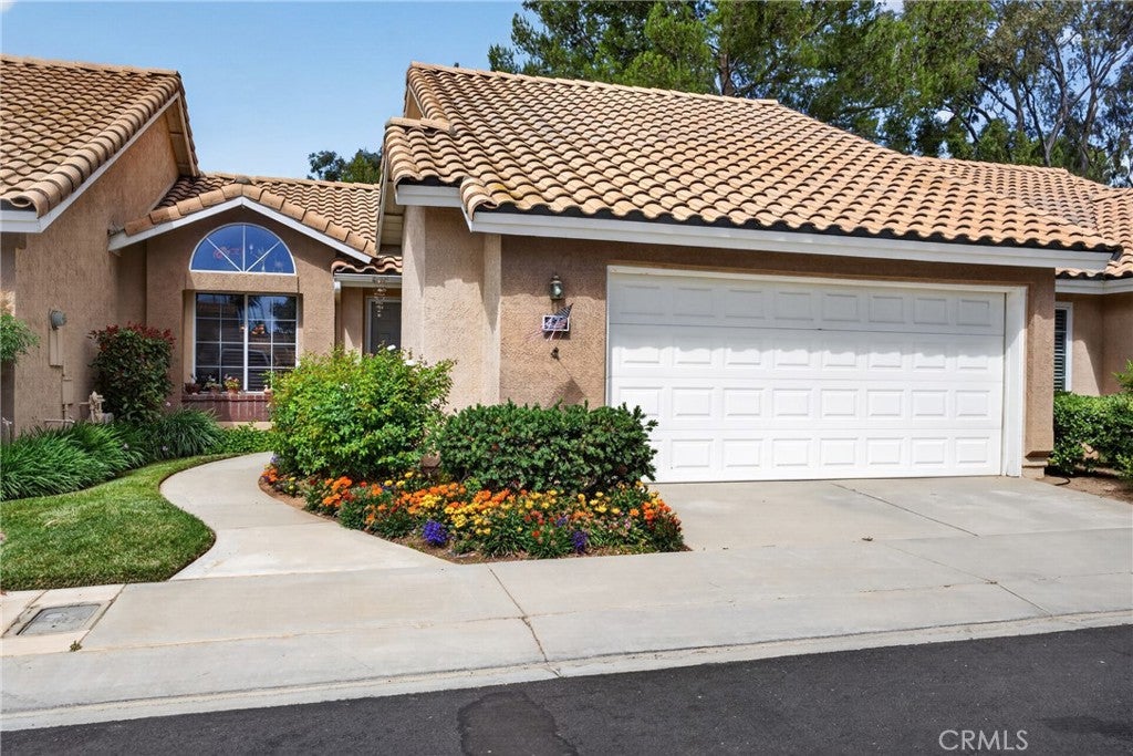 475 La Costa Drive
