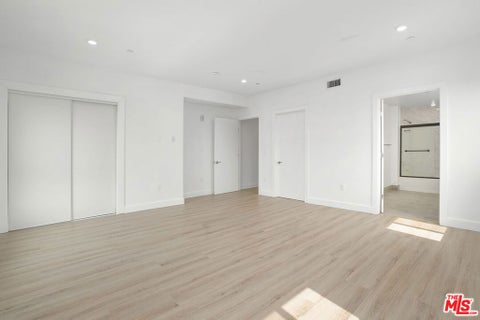 Tiny photo for 1832 S Barrington Avenue #401, Los Angeles, CA 90025 (MLS # 26873615)