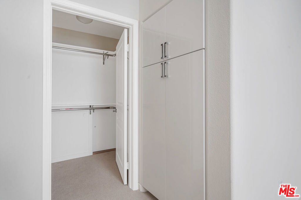 Promenade - Residential Lease