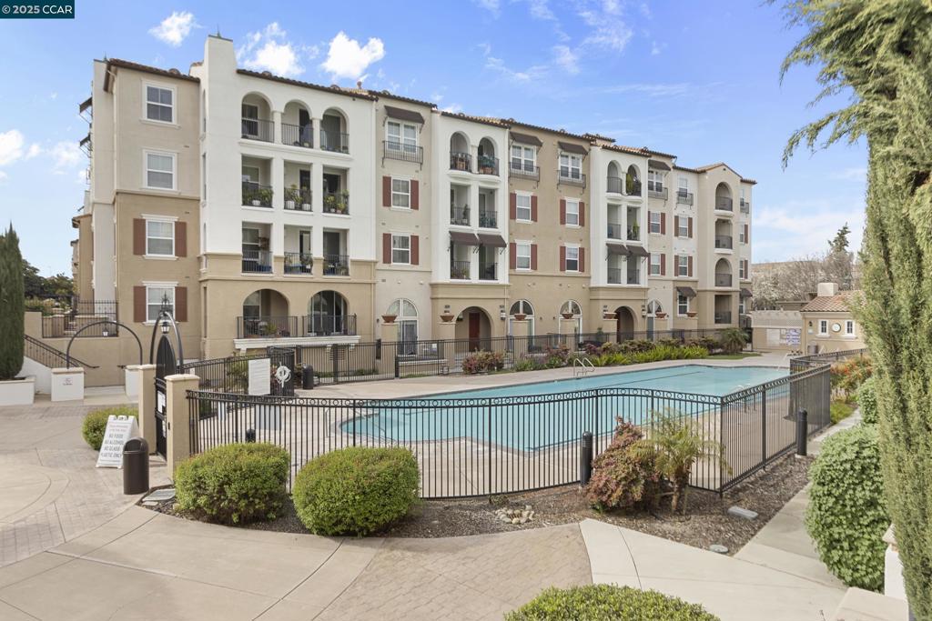 DUBLIN RANCH VLG - Residential