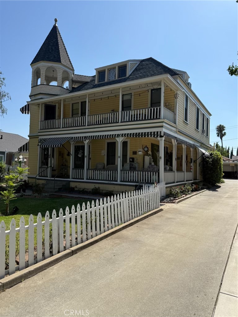 433 Martelo Avenue
